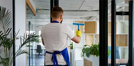 Commercial window cleaning in Walnut Creek by Easylife Solution professional with clear glass and professional finish